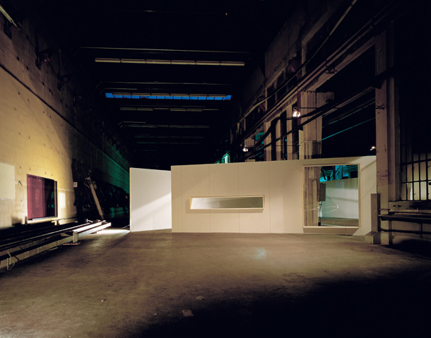 2000-2001 &middot; 'Krauseco Nave' &middot; Wien
